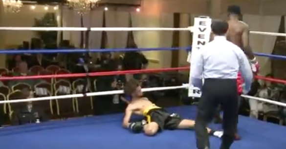 Video Insane Boxing Knockout Leaves Crumpled Opponent On The Ropes