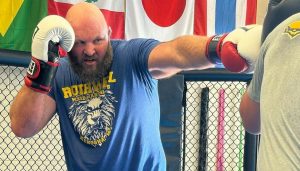 Ben Rothwell training