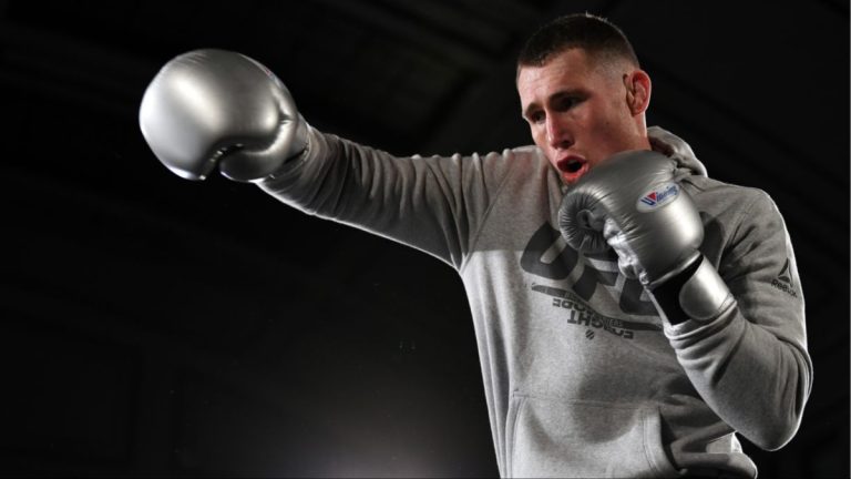 Darren Till Claims He'll Kick Tommy Fury In The "face" If He's Losing ...