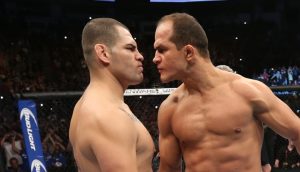 Cain-Velasquez-Junior-Dos-Santos