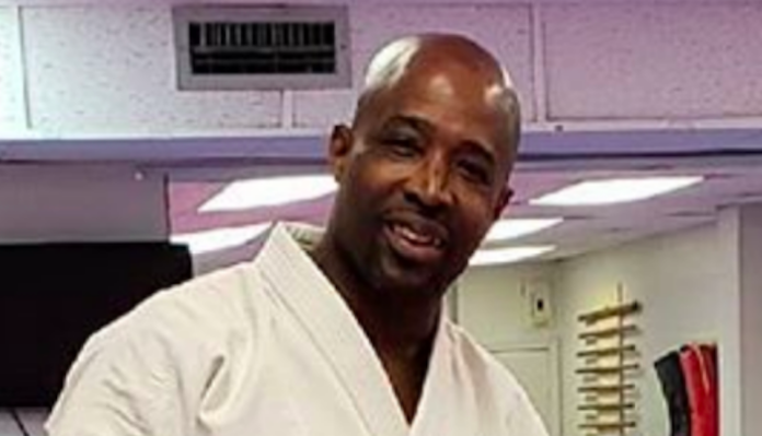 Alleged kidnapper chases woman into karate dojo, gets hospitalized by