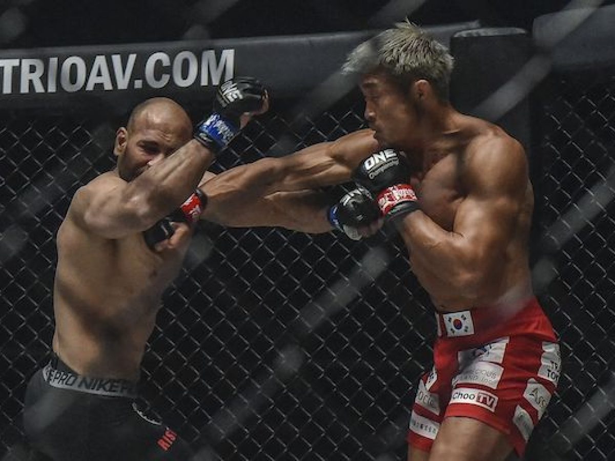 Video Yoshihiro Akiyama Picks Up Highlight Reel Ko At One King